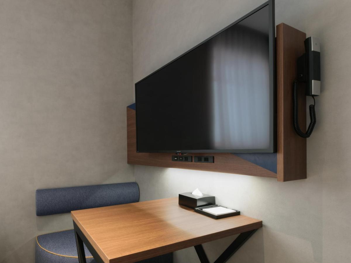 Comfort Hotel Jokkaicsi Kültér fotó