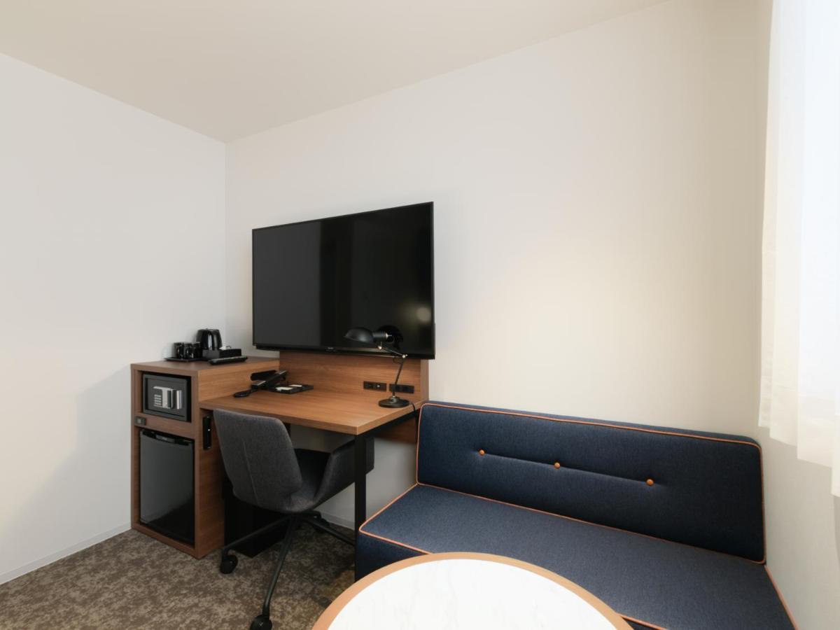 Comfort Hotel Jokkaicsi Kültér fotó