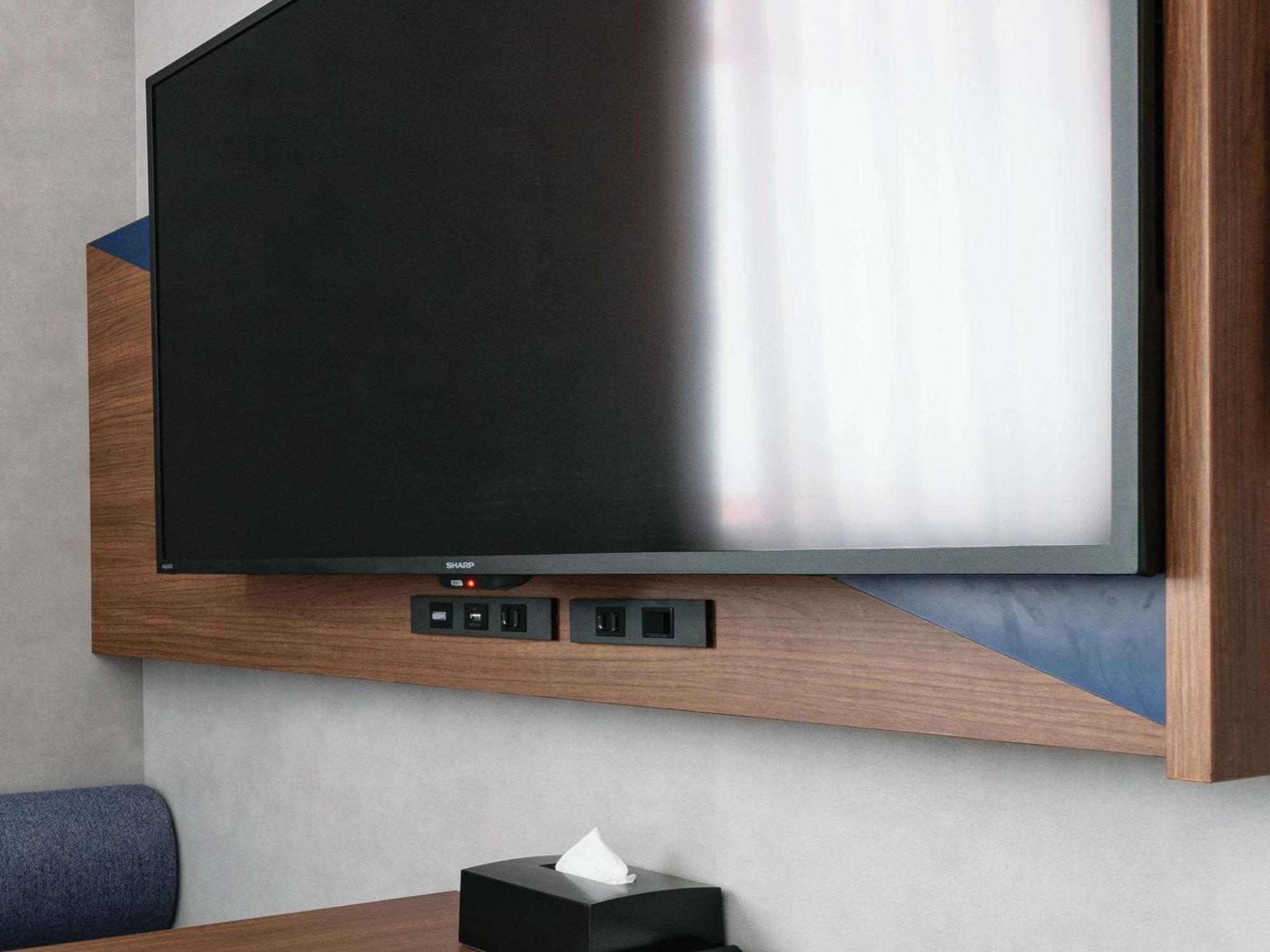 Comfort Hotel Jokkaicsi Kültér fotó